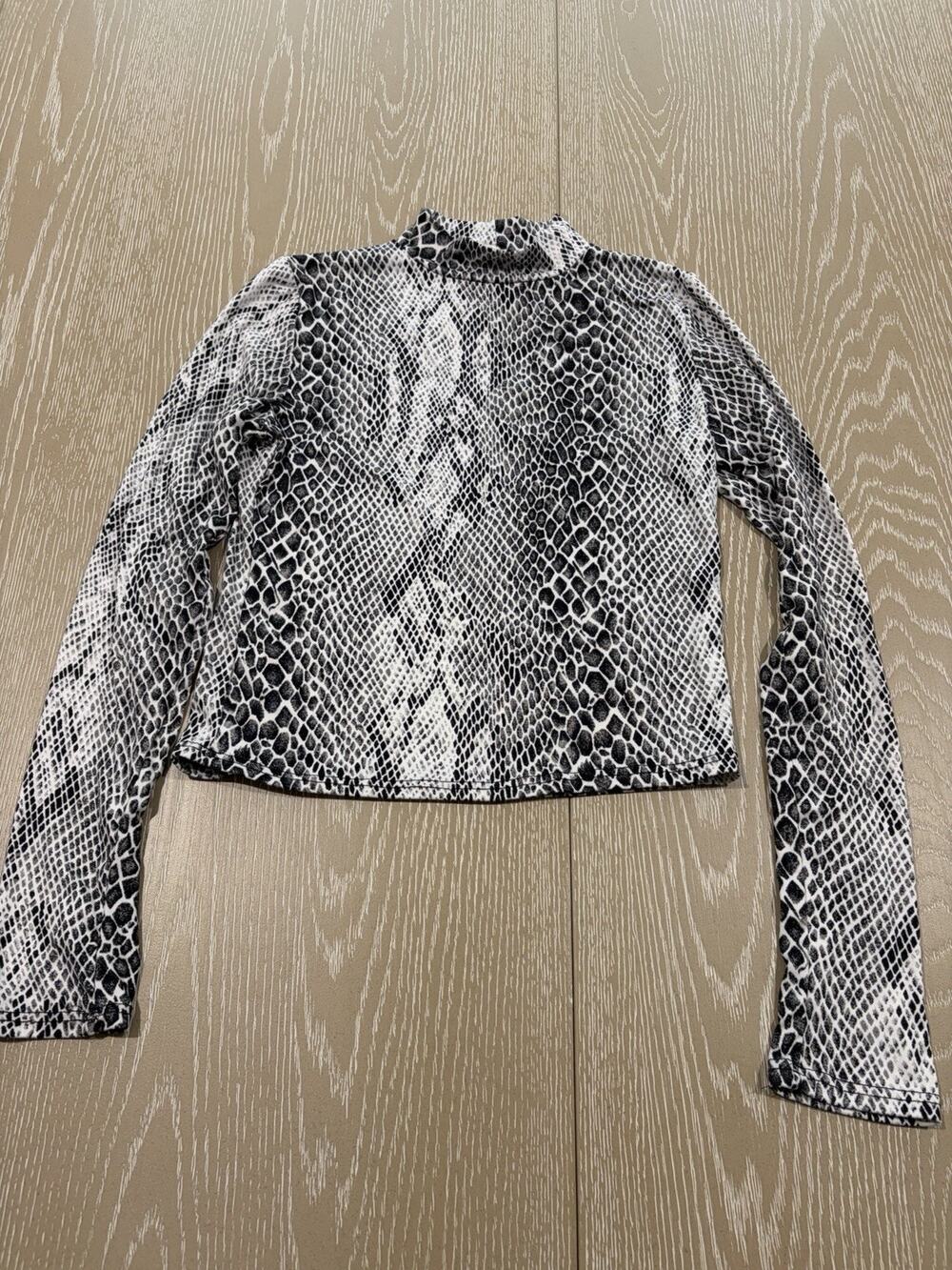 Olivia Rae Women's Black White Snake Print Mock Neck Long Sleeve Blouse Size M
